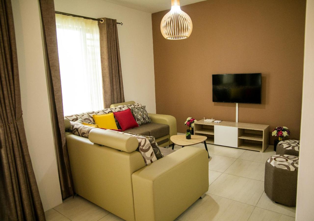 Luxury 2 Bedroom Apartment With Pool - Close To Flic-En-Flac Beach Bagian luar foto