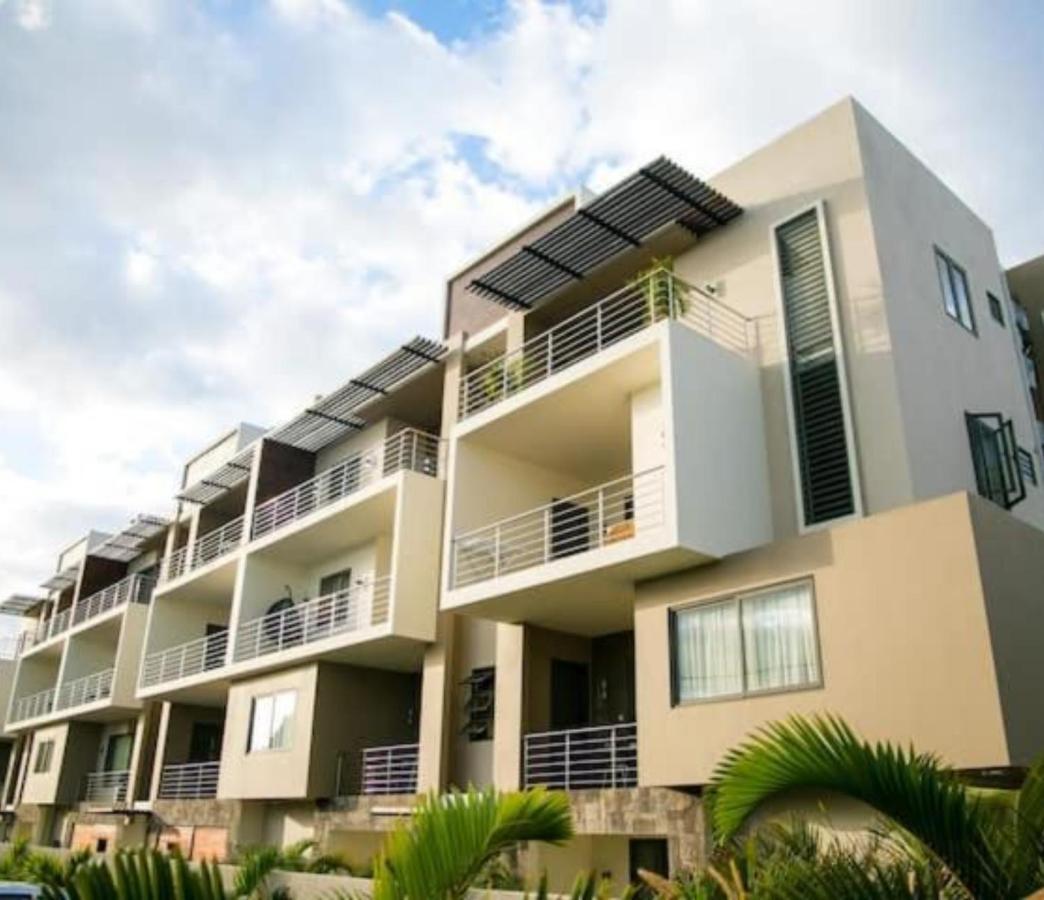 Luxury 2 Bedroom Apartment With Pool - Close To Flic-En-Flac Beach Bagian luar foto